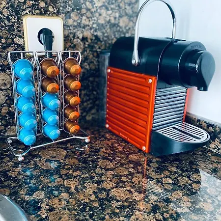 Costa Del Sol * سوانثيس